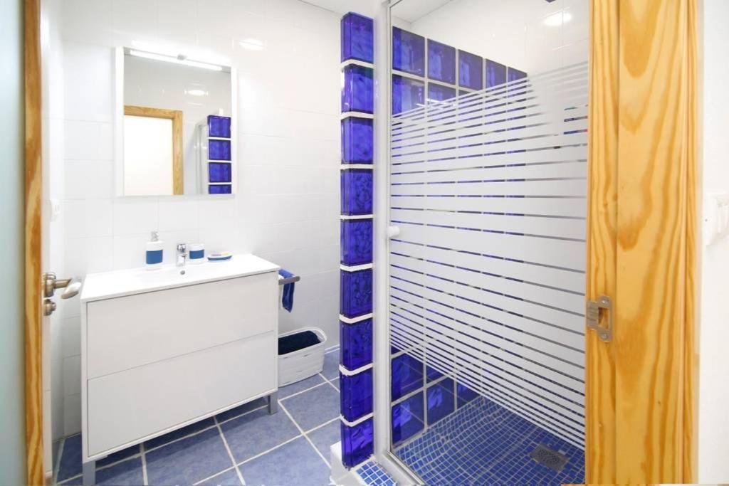 Apartamentos Puerto Nova Cartagena Luaran gambar